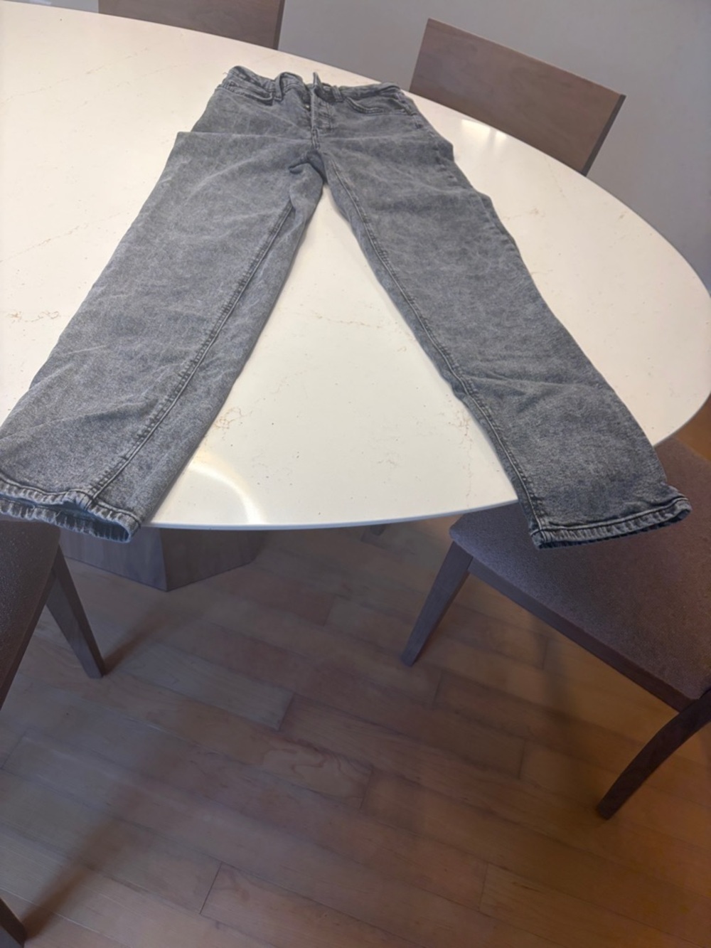 wild fable Women's Straight Leg Jeans in Washed Gray